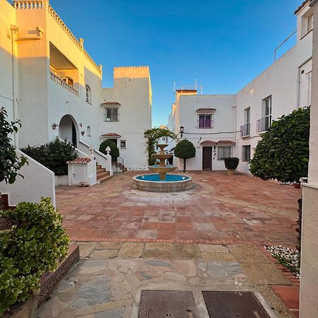 Townhouse In Monte Vinas - Manilva Villa Kültér fotó